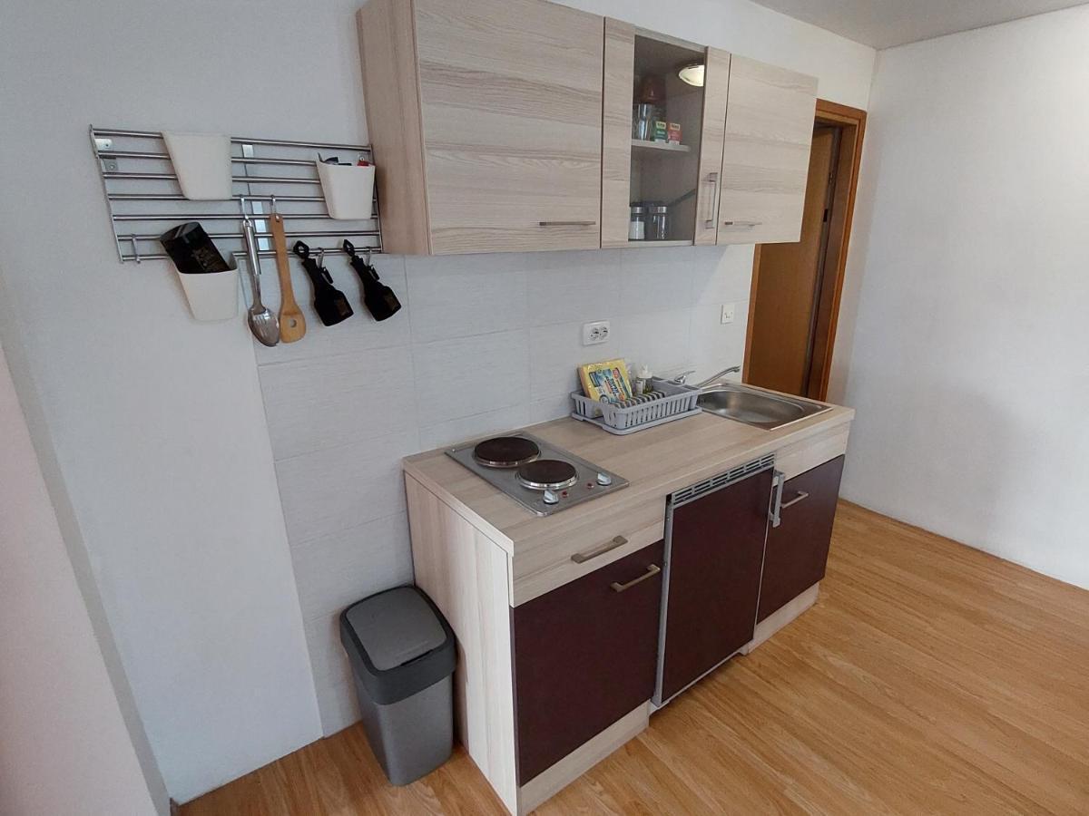 Suite Elena Nedelisce Extérieur photo