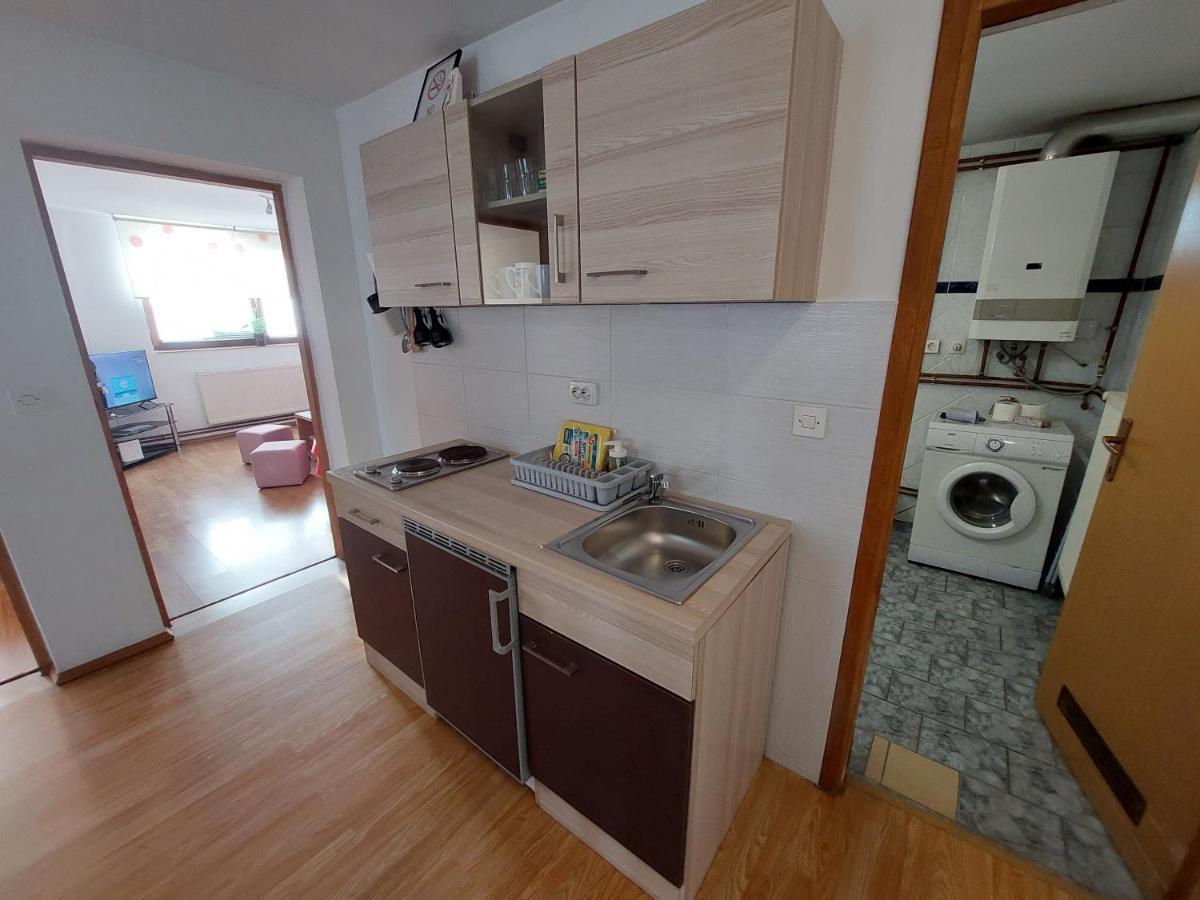 Suite Elena Nedelisce Extérieur photo