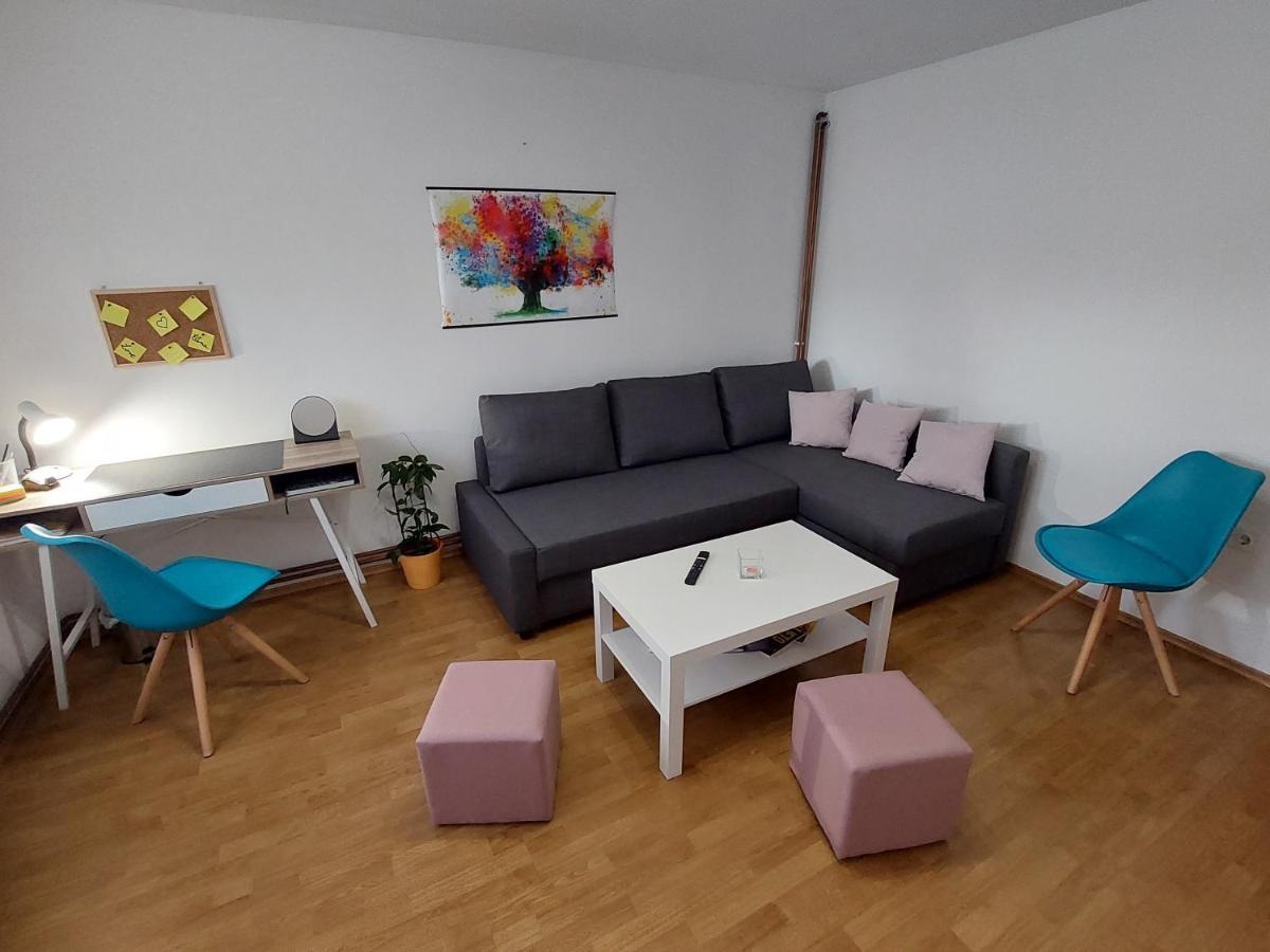 Suite Elena Nedelisce Extérieur photo